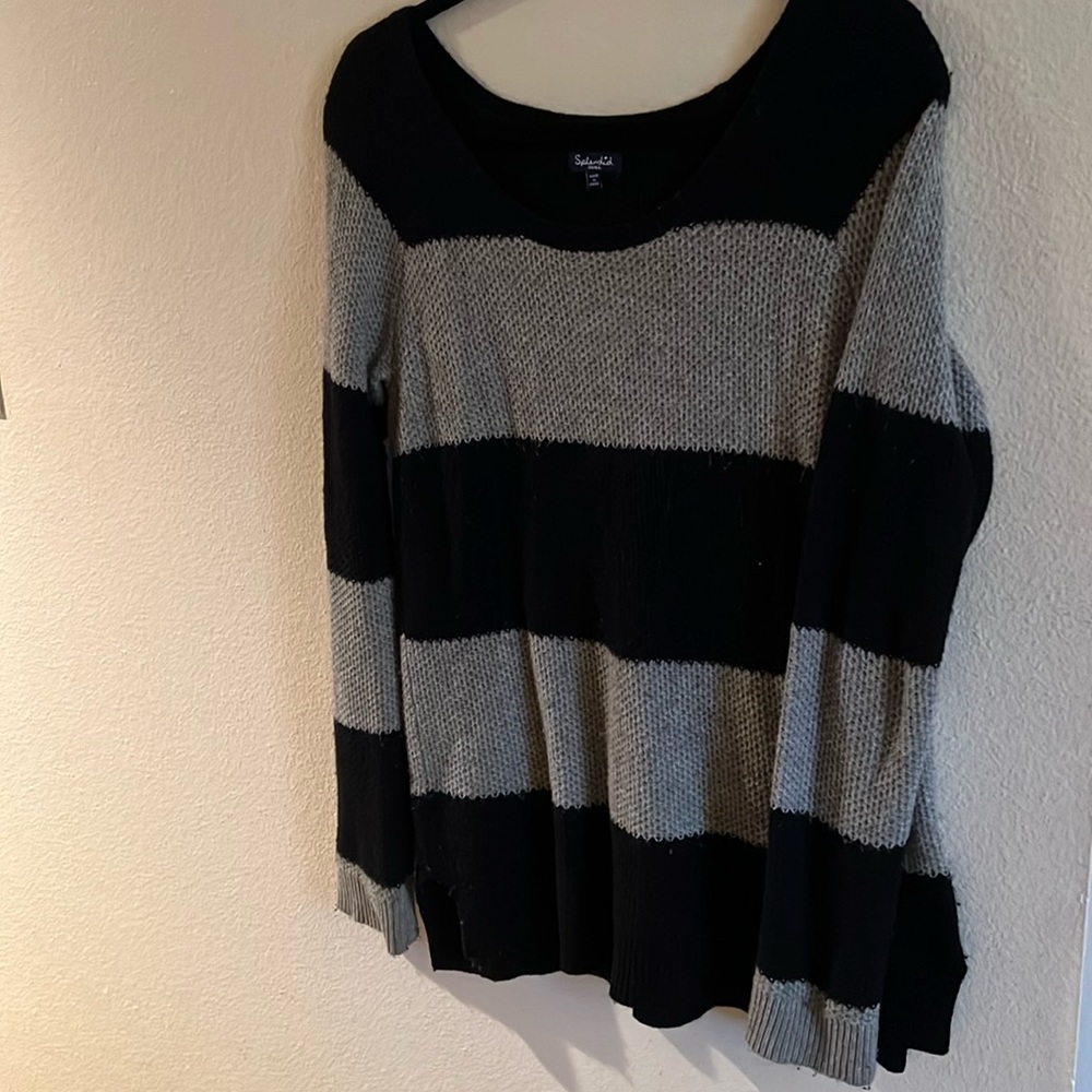 Splendid sweater